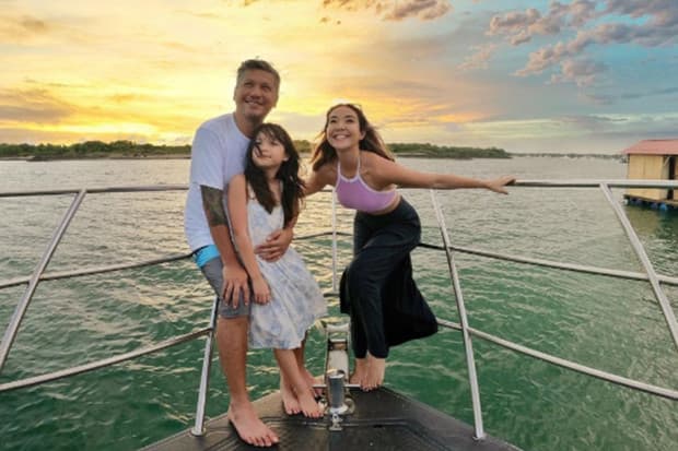 Mengenal Istilah Nepo Baby yang Viral di Media Sosial Mengenal Istilah Nepo Baby yang Viral di Media Sosial