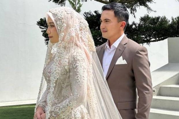 Sahrul Gunawan dan Dine Mutiara Belum Sehati soal Keinginan Tambah Anak Sahrul Gunawan dan Dine Mutiara Belum Sehati soal Keinginan Tambah Anak