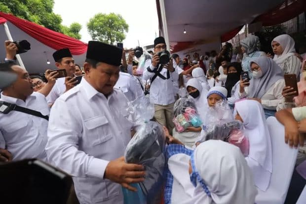 Survei SPIN: Prabowo Subianto Unggul secara Head to Head, Jalan Tengah Polarisasi