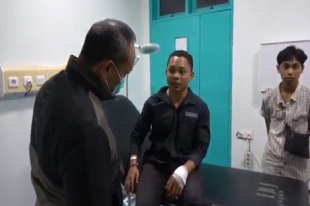 Lindungi Senior dari Pelecehan Seksual, Mahasiswa UIM Terluka Parah Ditikam Satpam Lindungi Senior dari Pelecehan Seksual, Mahasiswa UIM Terluka Parah Ditikam Satpam