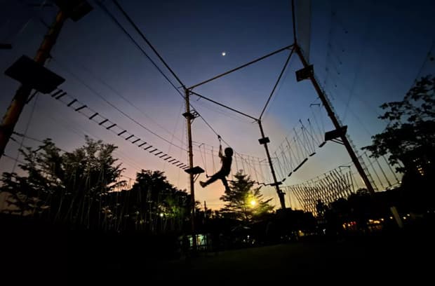 7 Objek Wisata Sekitar ICE BSD, Salah Satunya Ada Istana Melayang 7 Objek Wisata Sekitar ICE BSD, Salah Satunya Ada Istana Melayang