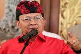 Ditegur Megawati Soal Ulah Bule, Gubernur Koster Kumpulkan Wali Kota dan Bupati se-Bali