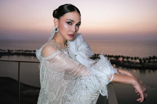 8 Sumber Kekayaan Luna Maya, dari Bisnis Properti hingga Kuliner 8 Sumber Kekayaan Luna Maya, dari Bisnis Properti hingga Kuliner