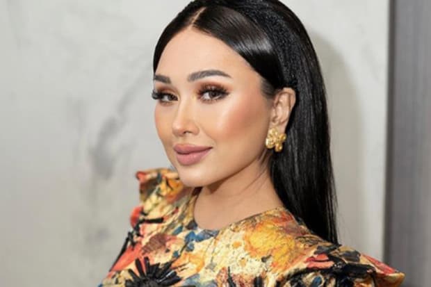 Titi DJ Ngaku Takut Dibanding-bandingkan dengan Lyodra dan Raisa yang Pernah Cover Lagunya Titi DJ Ngaku Takut Dibanding-bandingkan dengan Lyodra dan Raisa yang Pernah Cover Lagunya