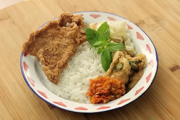 Resep Nasi Kulit Krispi, Cocok buat Anak Kos yang Ingin Hemat Anggaran Resep Nasi Kulit Krispi, Cocok buat Anak Kos yang Ingin Hemat Anggaran