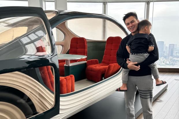 4 Artis yang Sering Dipanggil Sultan, Nomor 3 Gemar Berbagi 4 Artis yang Sering Dipanggil Sultan, Nomor 3 Gemar Berbagi