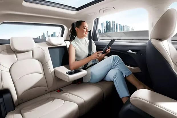 Jangan Keliru, Ini Perbedaan Sunroof, Moonroof, dan Panoramic Roof Jangan Keliru, Ini Perbedaan Sunroof, Moonroof, dan Panoramic Roof