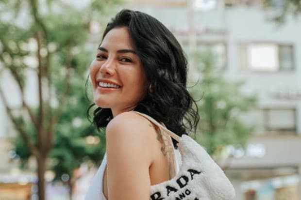 Nikita Mirzani Tak Pusing Urusan Anak Pindah Agama: Udah Akil Baligh, Dosa Ditanggung Masing-Masing Nikita Mirzani Tak Pusing Urusan Anak Pindah Agama: Udah Akil Baligh, Dosa Ditanggung Masing-Masing