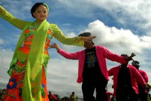 Misteri Tarian Ronggeng yang Mengandung Unsur Magis dan Mistis Misteri Tarian Ronggeng yang Mengandung Unsur Magis dan Mistis