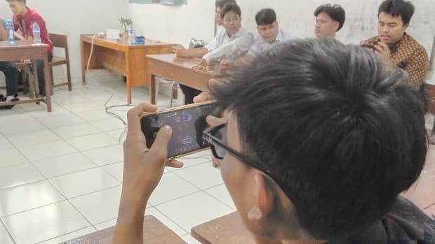 Ini Pengakuan Siswa SMK Budi Asih Saat Jajal Game Fight of Legend Ini Pengakuan Siswa SMK Budi Asih Saat Jajal Game Fight of Legend