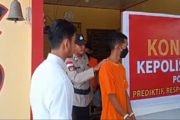 Sadis! Kecanduan Film Porno, Pria di Natuna Cabuli 3 Anak dengan Imbalan Rp5 Ribu Sadis! Kecanduan Film Porno, Pria di Natuna Cabuli 3 Anak dengan Imbalan Rp5 Ribu