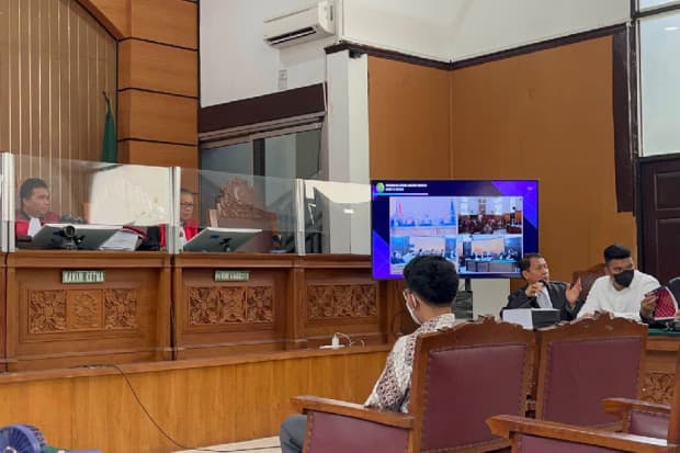 Terungkap di Persidangan, Shane Lukas Pernah Kerja Jadi Kasir hingga Driver Ojol Terungkap di Persidangan, Shane Lukas Pernah Kerja Jadi Kasir hingga Driver Ojol