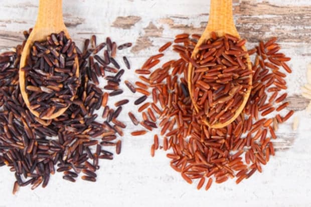 Ini Perbedaan Kadar Gula Beras Merah vs Beras Hitam Ini Perbedaan Kadar Gula Beras Merah vs Beras Hitam