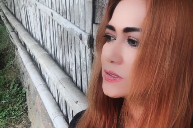 20 Tahun Vakum, Sally Marcelina Kembali ke Layar Lebar lewat Suzzanna: Malam Jumat Kliwon 20 Tahun Vakum, Sally Marcelina Kembali ke Layar Lebar lewat Suzzanna: Malam Jumat Kliwon