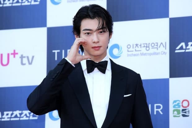 5 Artis Korea Ini Awalnya Bermimpi Jadi Dokter dan Perawat 5 Artis Korea Ini Awalnya Bermimpi Jadi Dokter dan Perawat