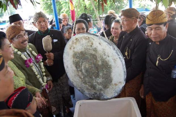 Kisah Kesaktian Gong Kiai Pradah, Pusaka Keramat Mataram saat Mengalahkan Pasukan Pajang Kisah Kesaktian Gong Kiai Pradah, Pusaka Keramat Mataram saat Mengalahkan Pasukan Pajang