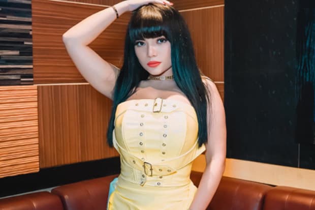 Jalin Hubungan dengan Suami Orang, Dinar Candy Ogah Disebut Pelakor: Aku Nggak Tahu Dia Punya Istri Jalin Hubungan dengan Suami Orang, Dinar Candy Ogah Disebut Pelakor: Aku Nggak Tahu Dia Punya Istri