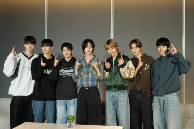 RIIZE Debut di SMTOWN Live Jakarta 2023, Eunseok Bahagia dengan Sambutan BRIIZE Indonesia RIIZE Debut di SMTOWN Live Jakarta 2023, Eunseok Bahagia dengan Sambutan BRIIZE Indonesia