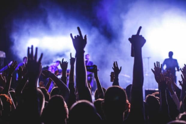 Manfaat Nonton Konser untuk Kesehatan, Meningkatkan Fungsi Otak hingga Melawan Depresi Manfaat Nonton Konser untuk Kesehatan, Meningkatkan Fungsi Otak hingga Melawan Depresi