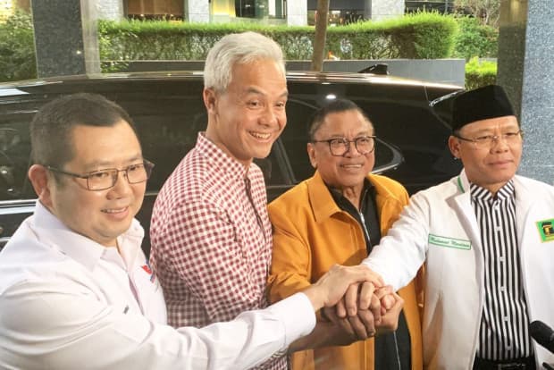 Usai Rapat TPN, HT Tegaskan Parpol Pendukung Ganjar Solid Usai Rapat TPN, HT Tegaskan Parpol Pendukung Ganjar Solid