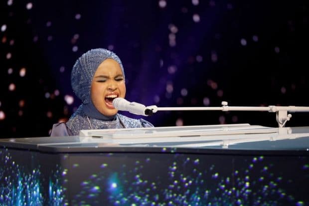 Howie Mandel Puji Putri Ariani di Final America`s Got Talent 2023: Saya Rasa Anda Pasti Menang