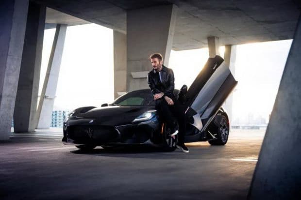 Desain Sendiri, David Beckham Pamer Mobil Maserati GranTurismo