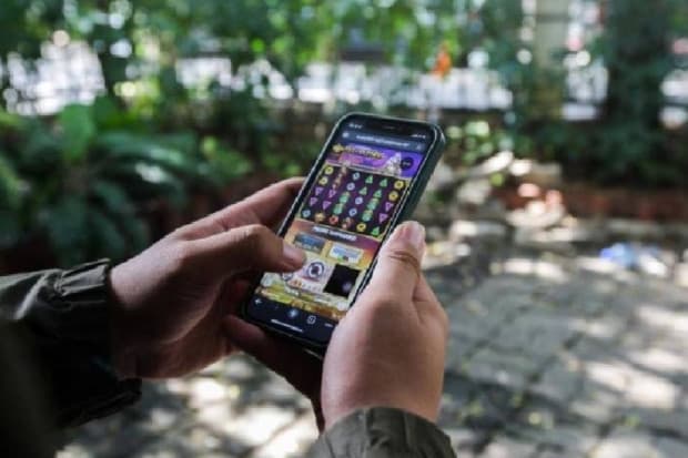 Perputaran Uang Judi Online Tembus Rp200 Triliun, Perindo Minta PPATK Blokir Rekening Perputaran Uang Judi Online Tembus Rp200 Triliun, Perindo Minta PPATK Blokir Rekening