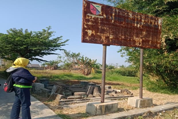 Memprihatinkan, Sisa Kejayaan Kerajaan Sunda Ini Kini Terbengkelai di Tepian DAS Citarum Memprihatinkan, Sisa Kejayaan Kerajaan Sunda Ini Kini Terbengkelai di Tepian DAS Citarum