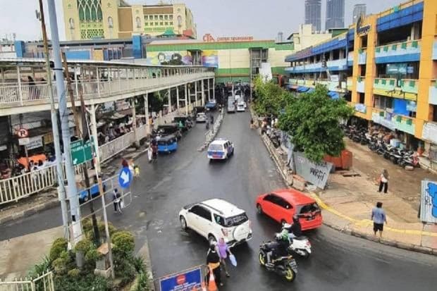 7 Tempat Wisata Dekat Pasar Tanah Abang, dari Monas hingga Jakarta Aquarium 7 Tempat Wisata Dekat Pasar Tanah Abang, dari Monas hingga Jakarta Aquarium