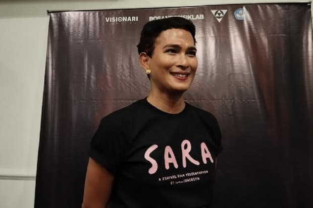 Oscar Lawalata Putuskan Jadi Transpuan, Ubah Nama Menjadi Asha Smara Darra Oscar Lawalata Putuskan Jadi Transpuan, Ubah Nama Menjadi Asha Smara Darra