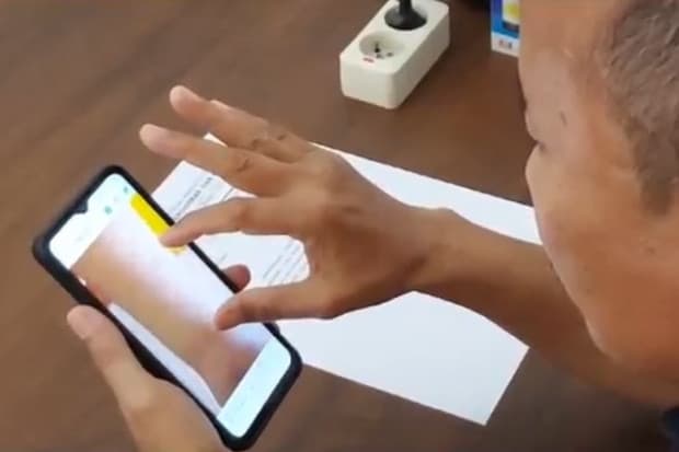 Edan! Belasan Siswi SD di Situbondo Sayat Tangan Sendiri Demi Ikuti Tren di TikTok Edan! Belasan Siswi SD di Situbondo Sayat Tangan Sendiri Demi Ikuti Tren di TikTok