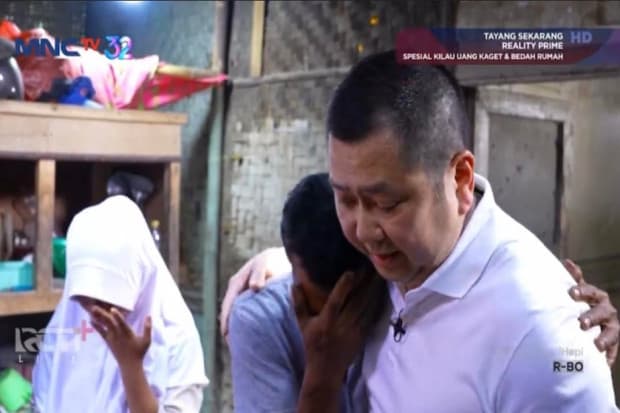 Bedah Rumah Lagi, Hary Tanoesoedibjo Cek Kondisi Kediaman Sarkani di Banten Bedah Rumah Lagi, Hary Tanoesoedibjo Cek Kondisi Kediaman Sarkani di Banten