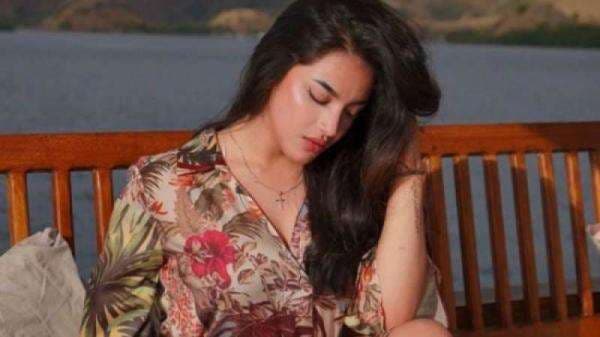 Fakta Cassandra Angelie, Beralasan Kebutuhan Ekonomi, Open BO, sampai Ditangkap Tak Berbusana Fakta Cassandra Angelie, Beralasan Kebutuhan Ekonomi, Open BO, sampai Ditangkap Tak Berbusana