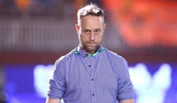 Fans Thailand Hujat Alexandre Polking Usai Juara Piala AFF 2020, Bawa-bawa Indonesia Fans Thailand Hujat Alexandre Polking Usai Juara Piala AFF 2020, Bawa-bawa Indonesia