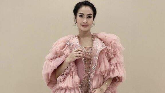 Banyak Drama! Ditegor Karena Sering Berkata Kasar, Iis Dahlia Malah Ancam Polisikan Deddy Corbuzier dan Ivan Gunawan! Banyak Drama! Ditegor Karena Sering Berkata Kasar, Iis Dahlia Malah Ancam Polisikan Deddy Corbuzier dan Ivan Gunawan!