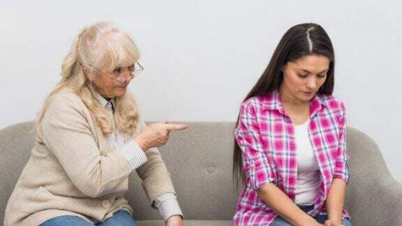 Kenapa Mertua dan Menantu Perempuannya Sulit Akur? Kenapa Mertua dan Menantu Perempuannya Sulit Akur?