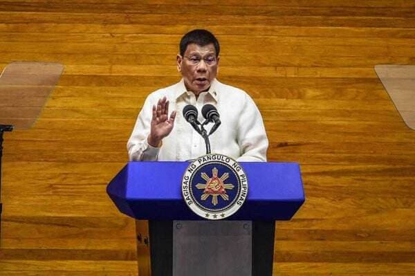 Presiden Duterte Tak Akan Minta Maaf