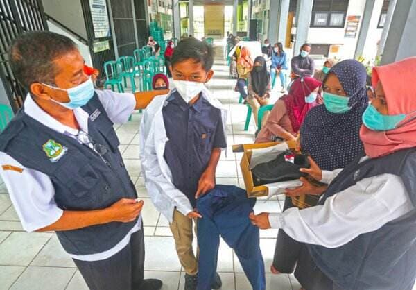 Vaksinasi Dosis Lengkap Pelajar Surabaya Tembus 93,13 Persen