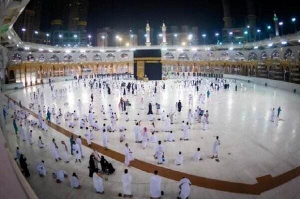 Arab Saudi Siapkan 34 Jalur untuk Jemaah Umrah di Area Tawaf