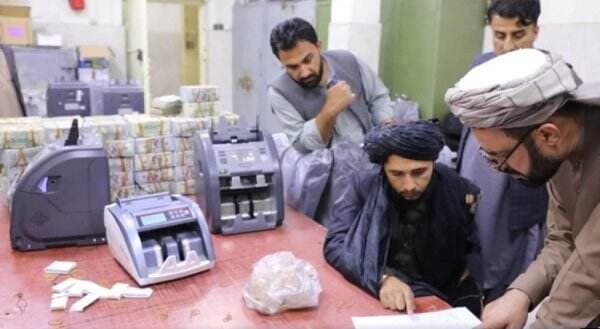 Afghanistan Krisis Ekonomi, Taliban Bayar Pegawai dengan Gandum
