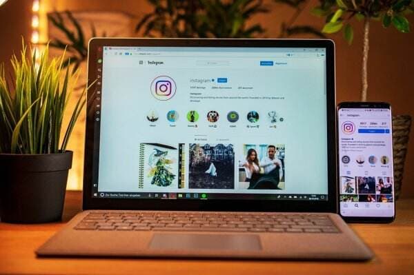 12 Cara Download Story Instagram Melalui Website dan Aplikasi