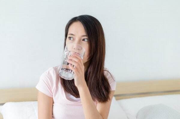 Benarkah Minum Air Putih Membantu Penurunan Berat Badan?