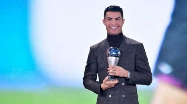 Sabet Penghargaan Spesial FIFA 2021, Ini Pidato Cristiano Ronaldo