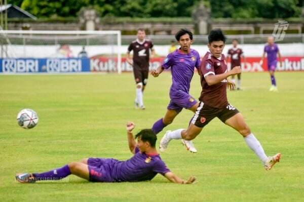 Liga 1 Indonesia Madura United Ditahan PSS Sleman, Persik Main Kacamata Lawan PSM