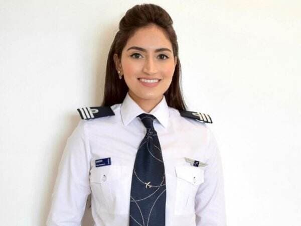Pesona Pilot Cantik Tanya Gurnani, Senyumnya Meluluhkan Hati Pria