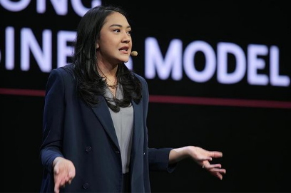 Ada Apa Sampai Staf Khusus Presiden Putri Tanjung Ramai Diperbincangkan di Twitter, Begini Ceritanya Ada Apa Sampai Staf Khusus Presiden Putri Tanjung Ramai Diperbincangkan di Twitter, Begini Ceritanya