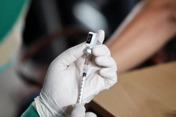 Vaksinasi Nasional Tembus 300 Juta Suntikan, Segera Dapatkan Booster