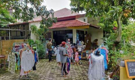 Komunitas Joli Jolan Solo, Kurangi Budaya Konsumerisme Masyarakat Komunitas Joli Jolan Solo, Kurangi Budaya Konsumerisme Masyarakat