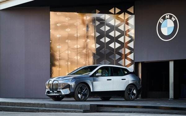 Luncurkan 3 Mobil Listrik Anyar, Ini Strategi BMW Group Indonesia Tahun 2022
