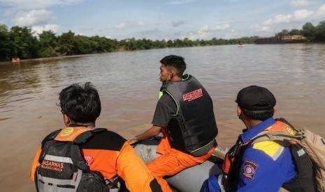 Kapal Diduga Berpenumpang WNI Kembali Tenggelam di Johor Bahru